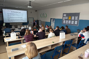 Zväčšiť fotografiu - Ai deň 2.0: spájame školy v regióne cez moderné technológie