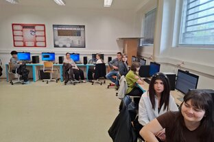 Zväčšiť fotografiu - Štátna skúška z písania na počítači a korešpondencie