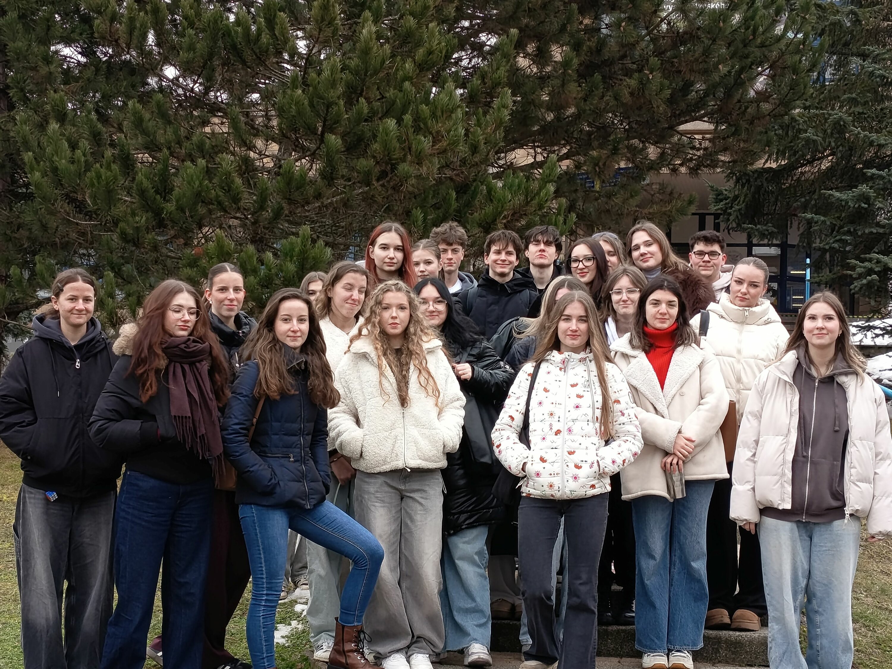 Odborné prednášky na UNIZA: nové poznatky z AI, marketingu a financií