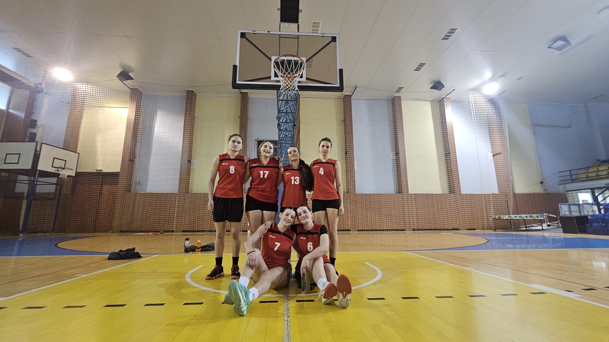 Regionálne a krajské kolá v športe: Výsledky našich volejbalistiek, florbalistiek a silákov